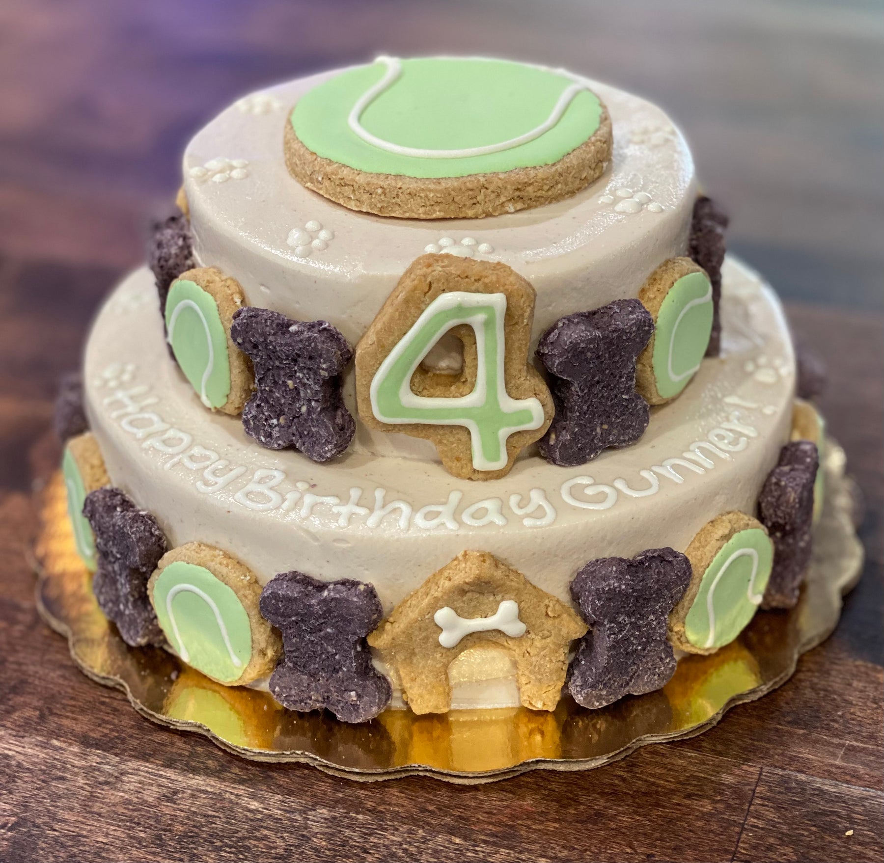 Tennisball Dog Cake 5“ & 6“ – Willow's Pantry